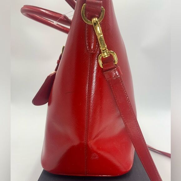 Prada Saffiano Vernice Rosso Red Leather Tote Bag Auth Preloved Patent Purse - Picture 3 of 15